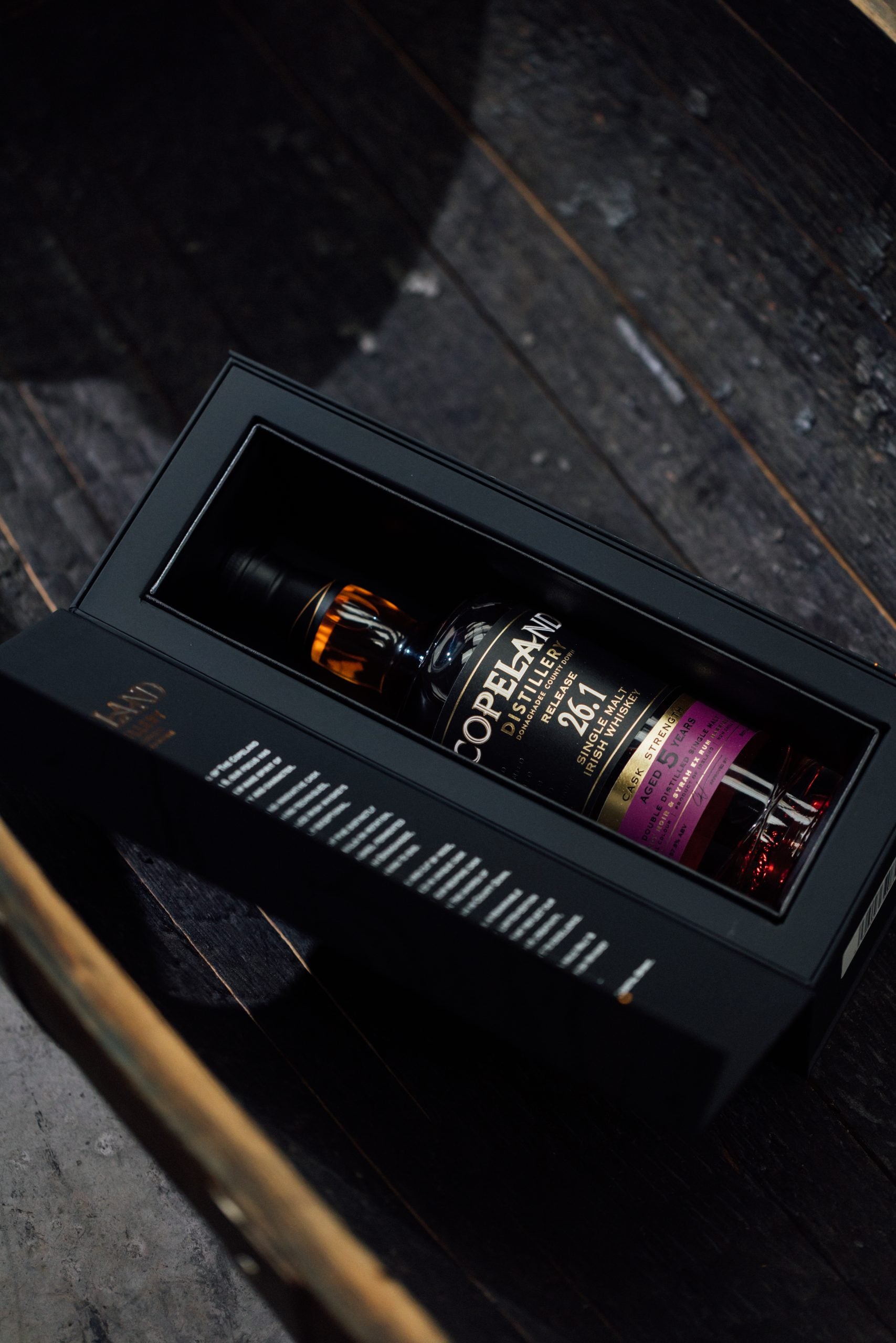 Copeland Distillery Release 26.1 Single Malt Irish Whiskey in Geschenkbox – limitierter Cask Strength Whiskey aus Irland
